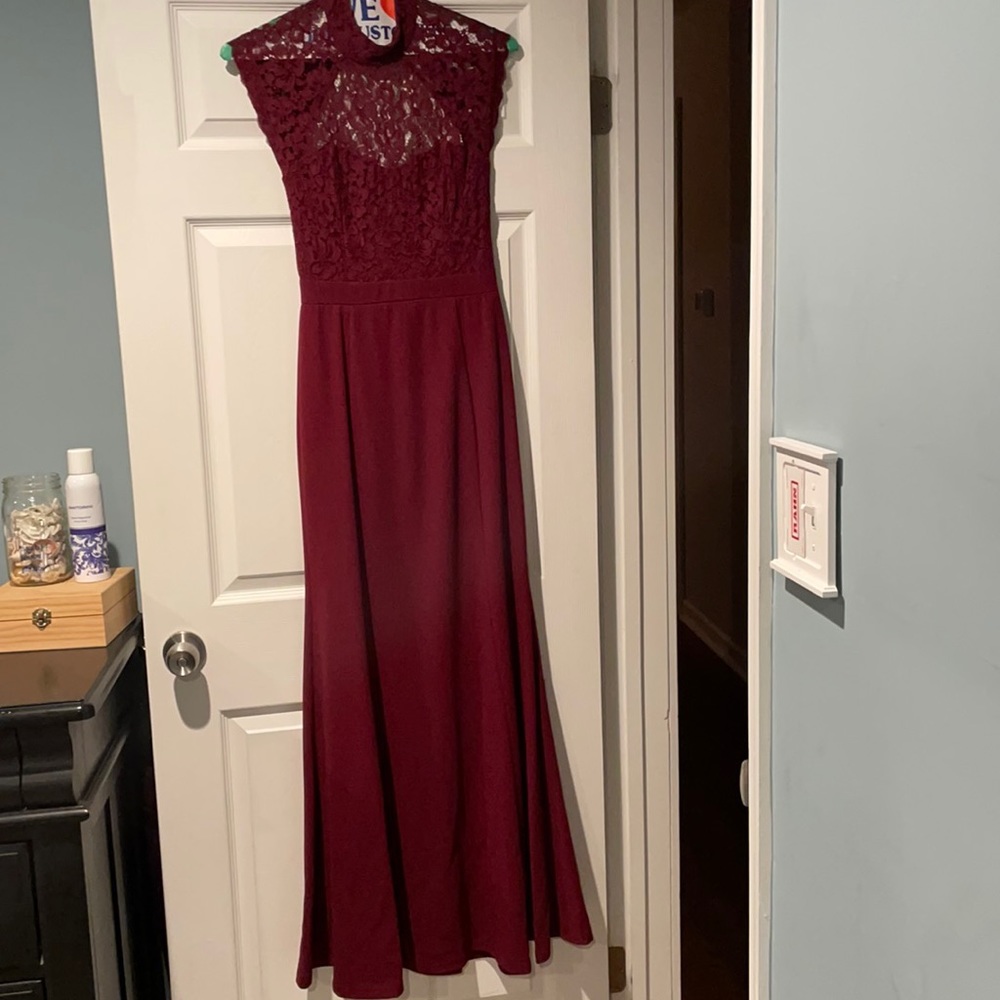 Lulu’s Evening Gown Dress Cocktail Burgundy Red Size Small